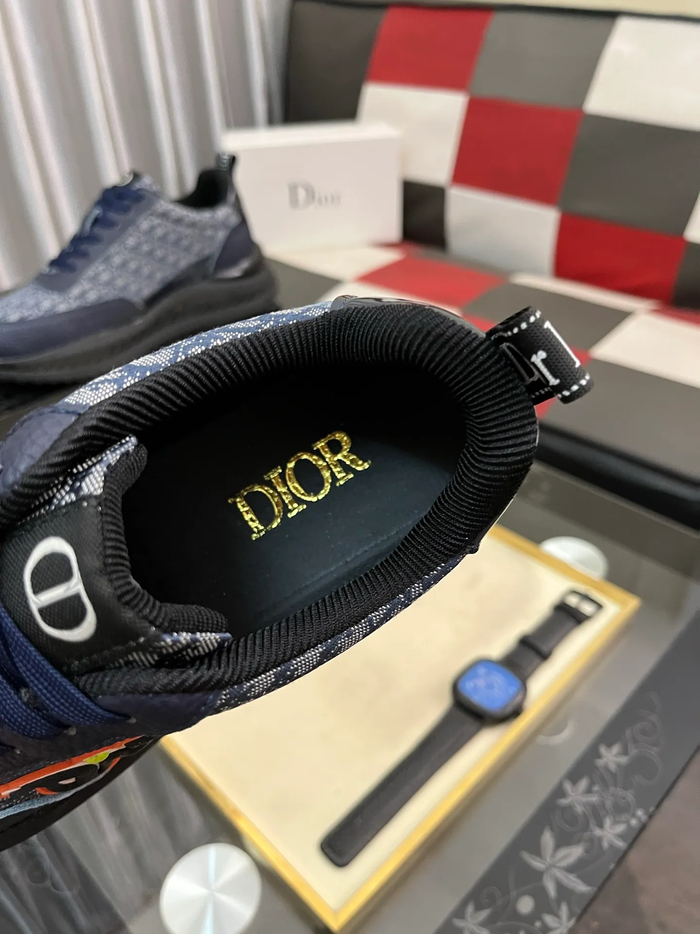 Men's Men's Shoes💰458⌚️⌚️Dior unique modern style sneakers. Counter purchasing 🏃casual leather shoes😍😍 original cowhide leather imported from Italy (refuses to discolor and grind feet) soles: original soles specially provided by the original factory, super cool😍 lace up and walk with wind👍 style design ⚠️ super comfortable and wear-resistant original soles. Just like shooting the real thing 🎬The real thing is better Code number: 38-445⃣️Colors available